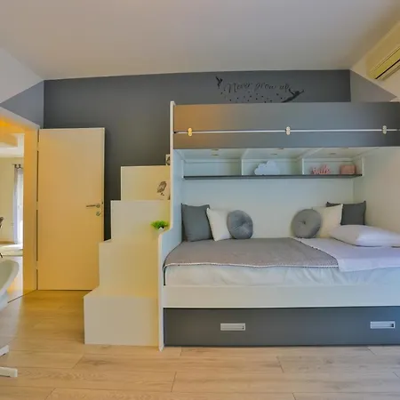Luxury Vibrass 3*