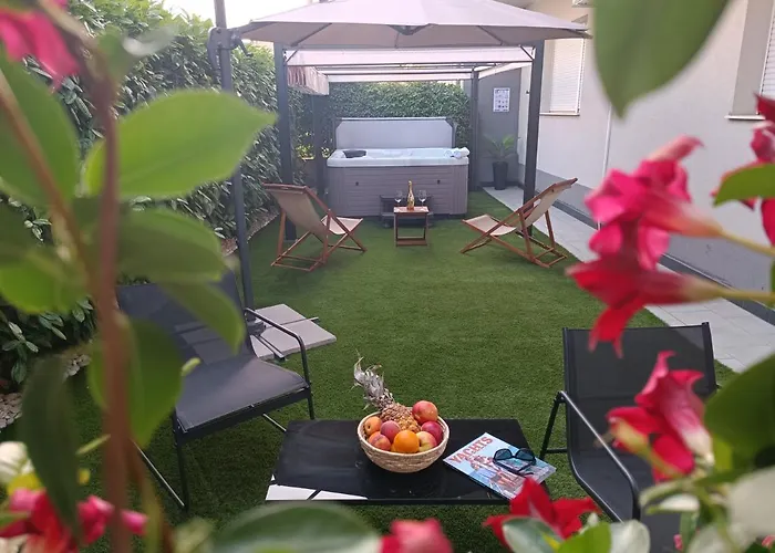 بيت ضيافة Luxury Vibrass
