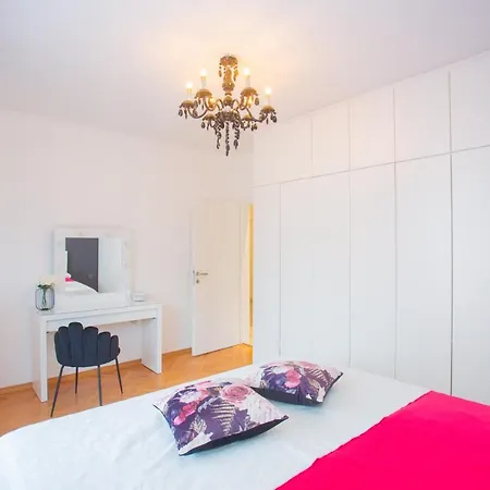 Luxury Vibrass 3* Split