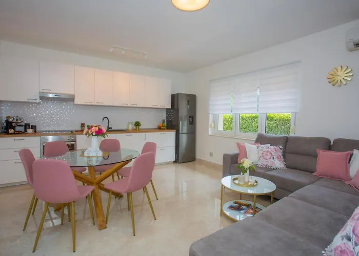 Vendégház Luxury Vibrass