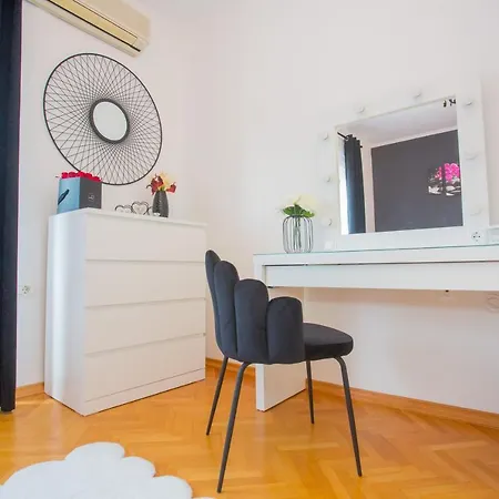 Luxury Vibrass 3* ספליט