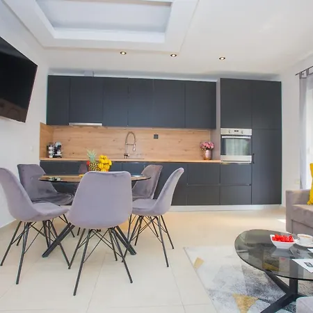 Luxury Vibrass 3* ספליט